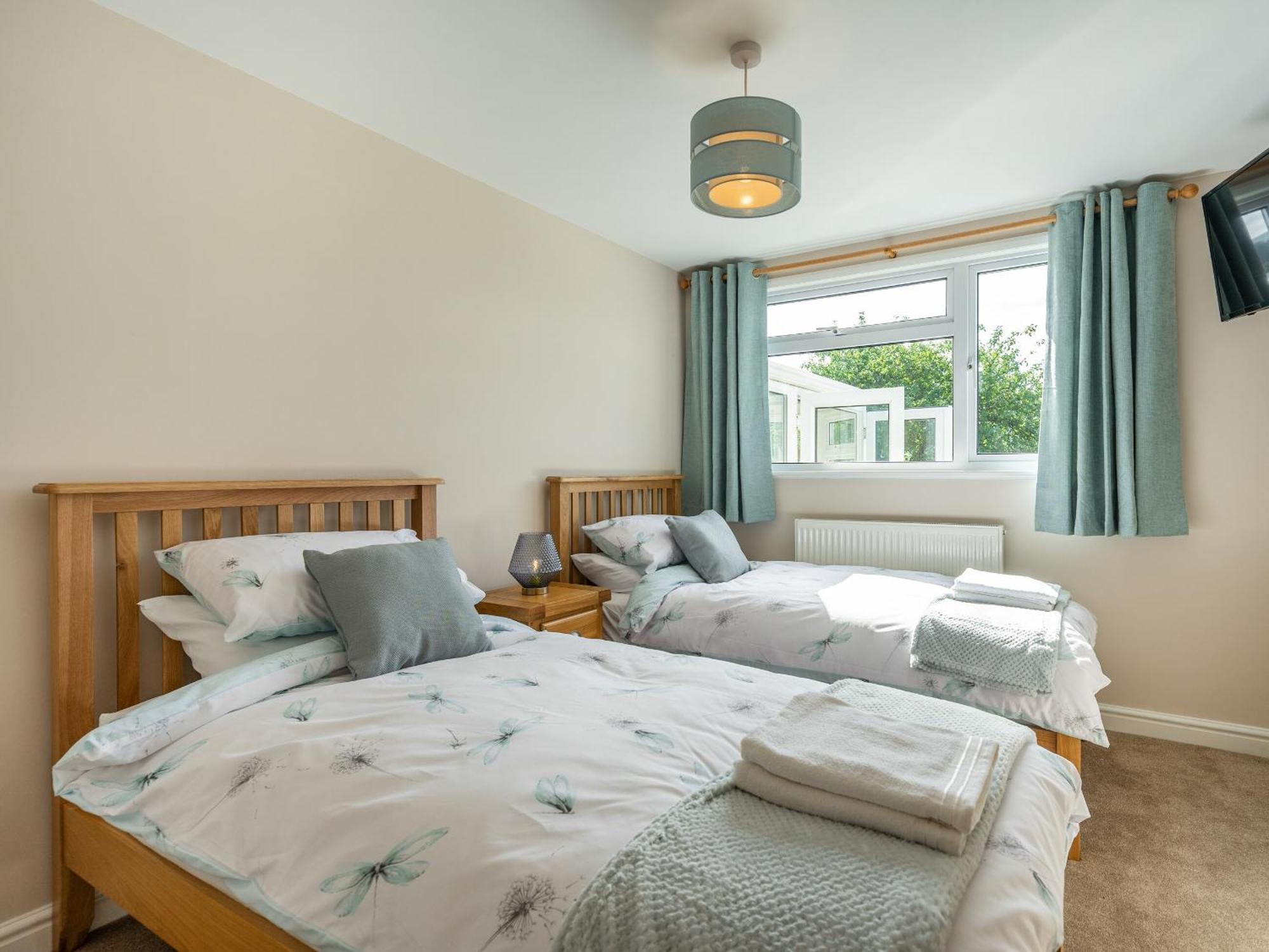 Meadowcroft Villa Bettws Disserth Exteriör bild