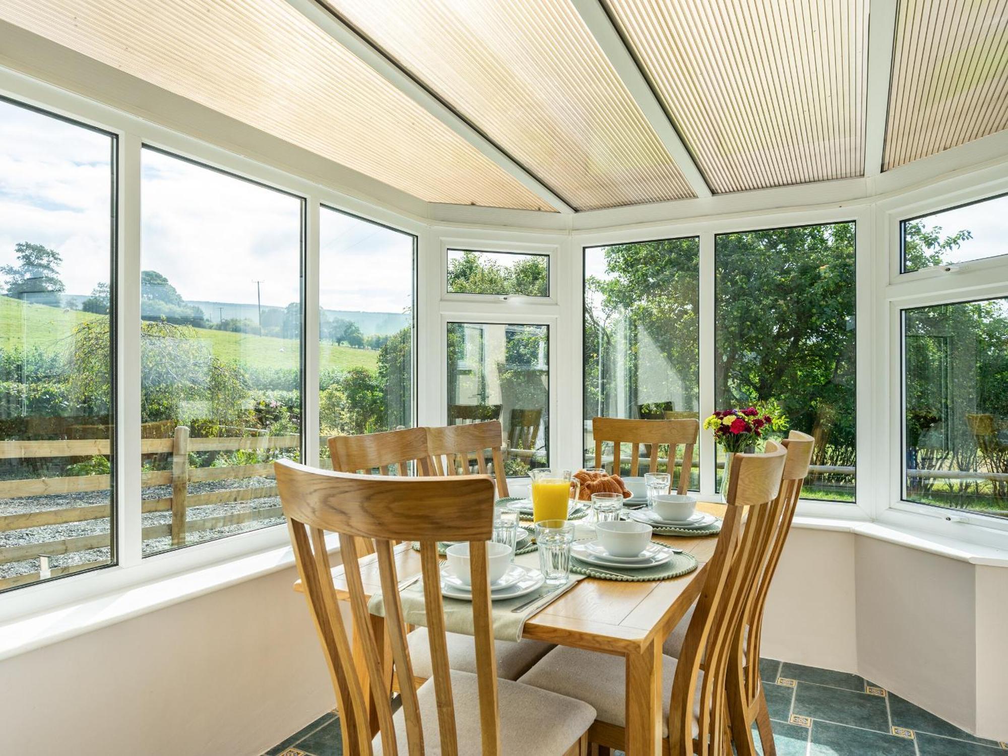 Meadowcroft Villa Bettws Disserth Exteriör bild